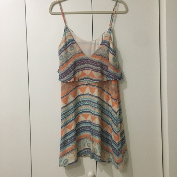 Tribal Print Summer Dress for Any Occasion - Picture 2 of 7